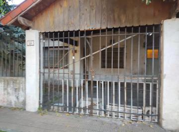 la-matanza-villa-luzuriaga-venta-casa-4-ambientes · Propiedad a Reciclar Ideal Constructor