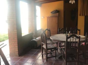Casa · 180m² · 8 Ambientes · 1 Cochera · Bºalto Alberdi - Casa Mas Dpto Sobre Zipoli Al 300