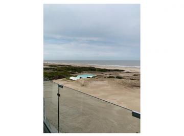 Departamento · 82m² · 3 Ambientes · Venta Pinamar Departamento 3 Ambientes con Vista y Salida Al Mar