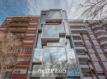 Oficina comercial · 70m² · Vende Semipiso de Oficina 70 m² con Vista Plena a Plaza Mitre