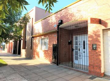 Casa de 4 ambientes, Escobar · Casa Escobar Centro Alquiler Comercial