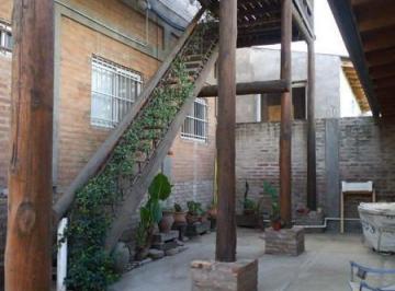 Local comercial · 408m² · 1 Ambiente · Locales Comerciales + Depto en Calle Principal de Sierra de La Ventana