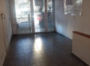 FRC-FRC-5593_2 · White 100 Villa Luro Local U$73.000