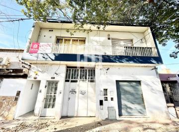 Casa · 68m² · 4 Ambientes · Casa en Venta Rosario Alberdi