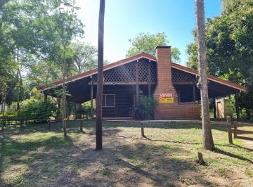 Casa · 196m² · 2 Dormitorios · 4 Cocheras · Chalecito del Paso, a 250 m del Río!