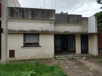 Casa · 150m² · 5 Ambientes · 1 Cochera · Venta Casa Sobre Lote de 480 m en 59 E/ 135 y 136