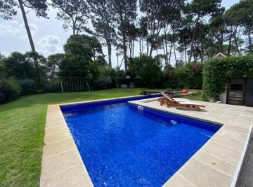 BPV-BPV-6255_2 · 4 Dorm. | Lugano Ref: 6255