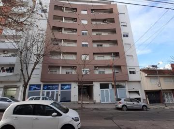 Garage · 12m² · Cochera Venta 57 E/ 17 y 18 - La Plata
