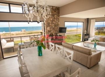 Foto1 · Casa en Venta con Vista Al Mar