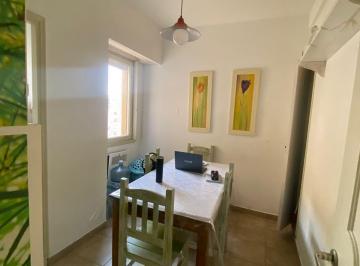 Departamento de 3 ambientes, Balvanera · Venta Excelente Dpto 3amb Frente Semi Piso, cocina Comedor, living 2 Dorm Balcon