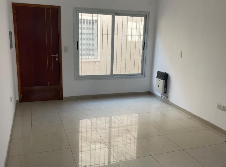 Departamento · 80m² · 3 Ambientes · 1 Cochera