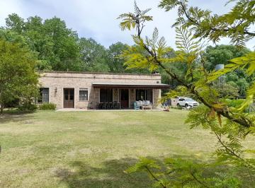 Quinta vacacional · 170m² · 4 Ambientes · 2 Cocheras · Alquiler Temporario Quinta en Areco!