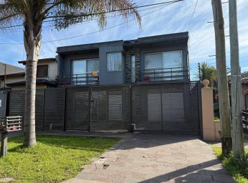 Casa de 3 ambientes, Morón · Casa con 530 m² Totales, 2 Dorm. en Venta en Castelar