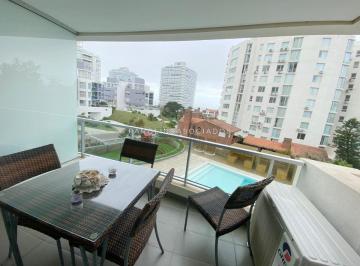 Foto1 · Apartamento en Venta de 2 Dorm. en Wind Tower, Punta del Este.