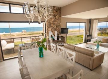 Foto1 · Casa en Venta con Vista Al Mar