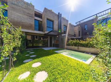 Casa · 104m² · 4 Ambientes · 1 Cochera · Wilde 455 Bis - Hermosas Casas de Diseño en Fisherton