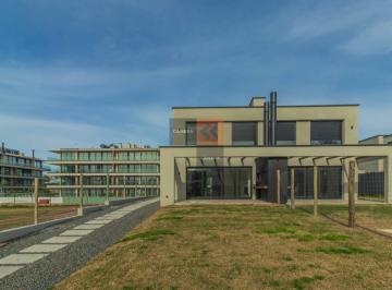 Foto1 · Venta Casa de 4 Dorm. en Barrio Parques