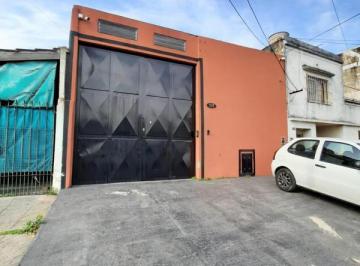 Casa · 230m² · 5 Ambientes · Venta Casa de 5 Ambientes con Galpón en Blanco Escalada