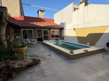 Departamento · 122m² · 4 Ambientes · Departamento Tipo Casa en Venta en Lanus Este