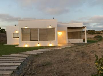 Casa de 4 ambientes, Costa Esmeralda · Senderos IV con Pileta ¡Oportunidad! Tu Casa de Playa
