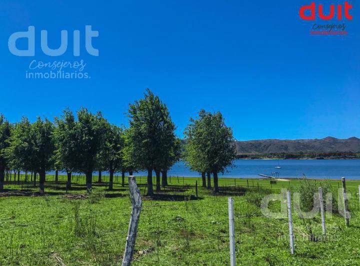 Terreno · 1047m²