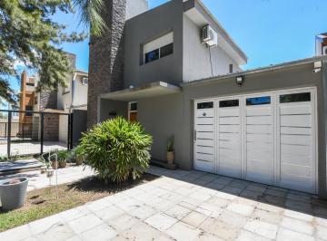 Casa · 500m² · 6 Ambientes · 2 Cocheras · Casa Venta 3 Dorm. Quincho Piscina Aldea Fisherton