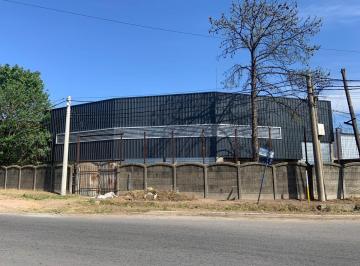 Bodega-Galpón · 213m² · Local 300 m² a La Venta Bv Segui 3700