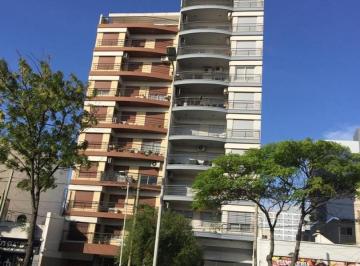 Departamento · 87m² · 3 Ambientes · 1 Cochera · Alquiler de Semipiso de 3 Ambientes en Wilde