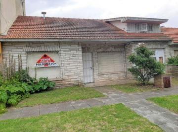 Casa de 3 ambientes, Mar del Plata · Chalet P. Baja 3 Amb. Garaje/desván. Bulnes y Gutemberg. Pta Mogotes