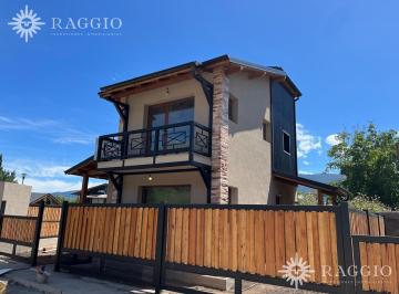 Casa · 62m² · 3 Ambientes · Casa en El Bolsón - Venta de Pozo y Financiación (Fz - 16)