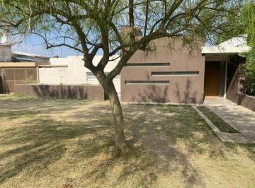 Casa de 5 ambientes, Villa Carlos Paz · Solares de Las Ensenadas Moderna y Luminosa Quincho y Piscina