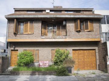 Depósito · 252m² · 4 Dormitorios · Depósito en Venta en Martinez