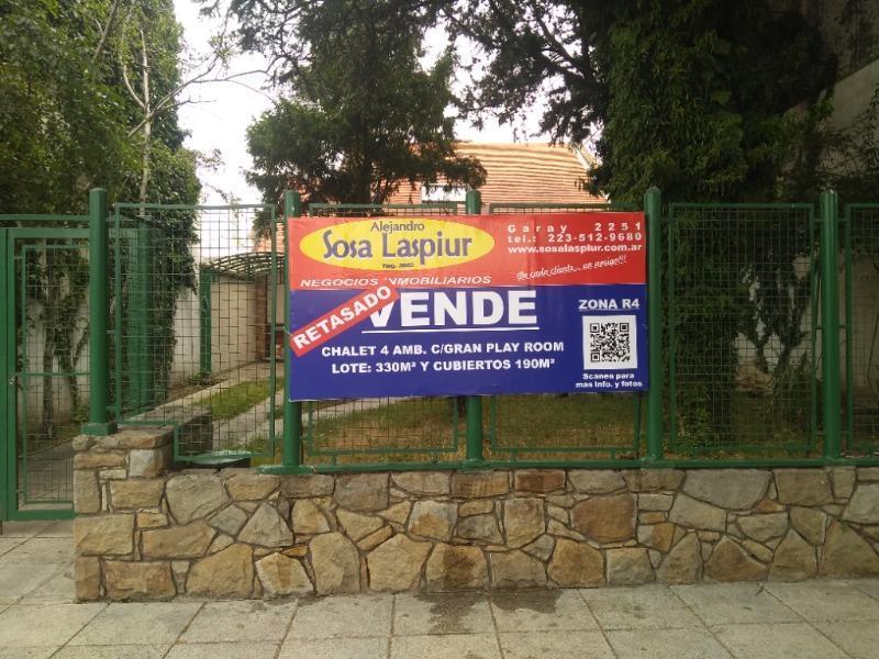 Chalet 4 amb, 190m² con cochera y parque — Avellaneda