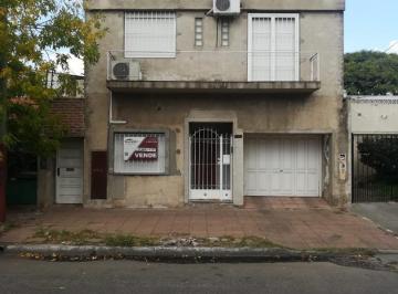PH · 124m² · 3 Ambientes · 1 Cochera · Casa 3 Amb con Patio y Terraza Propia - Lanus Oeste