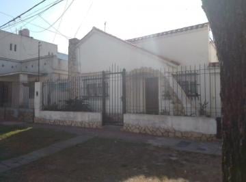 Casa · 114m² · 3 Ambientes · Casa de Dos Dorm. Chiclana 1000 La Florida