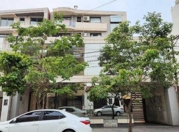 Garage · 12m² · 1 Cochera · Venta Cochera Macrocentro - Leguizamon Al 200