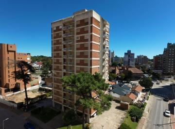 DEI-DEI-91_2 · Departamento 3 Dorm. en Venta en Pinamar Zona Centro