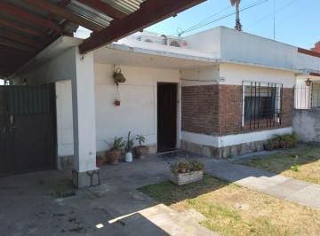 Casa de 5 ambientes, Ituzaingó · Casa Americana Sobre Lo Te de 10 X 30