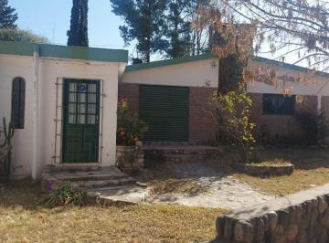 Casa · 160m² · 4 Ambientes · 1 Cochera · 025 - 22: Casa en Venta en Villa Los Aromos – Sierras de Cba.