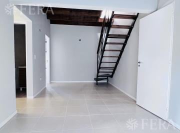 Departamento · 72m² · 4 Ambientes · 1 Cochera · Venta de Departamento 4 Ambientes con Espacio Guardacoche en Sarandi