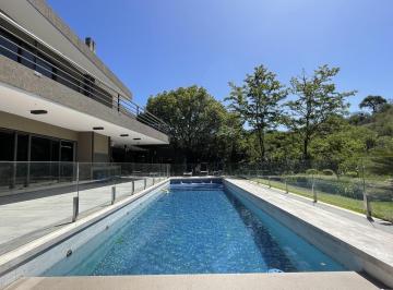 Casa · 600m² · 4 Ambientes · Casa en Venta en Country Costa Verde