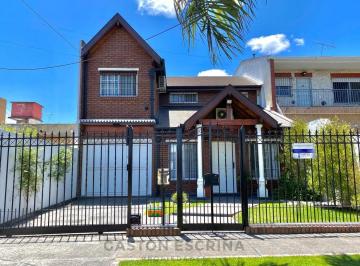 Casa · 375m² · 4 Ambientes · 2 Cocheras · Casa - Villa Ariza
