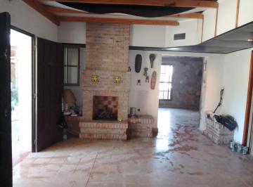 Casa de 5 ambientes, Berazategui · Casa en Venta Sobre 3 Lotes