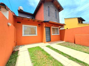 Casa de 3 ambientes, Ituzaingó · Duplex en Venta en Ituzaingo Sur