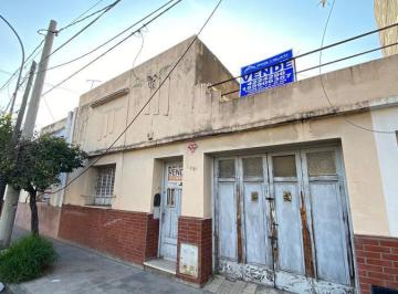 Casa de 3 ambientes, Córdoba · Venta B° Juniors Casa 2 Hab a Refaccionar