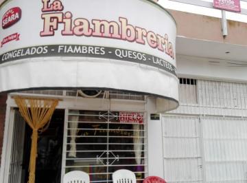 Local comercial · 30m² · Local - Villa Gesell