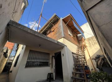 general-san-martin-villa-ballester-venta-ph-5-o-mas-ambientes · PH de 3 Ambientes + Departamento de 3 Ambientes