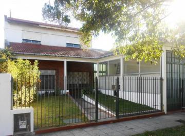 1735681905.jpg · Casa Chalet en Venta Ubicado en Temperley, Lomas de Zamora, G. B. a. Zona Sur
