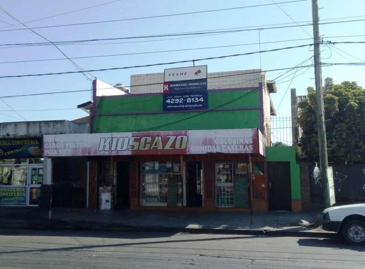 Local comercial · 207m²