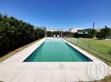 Casa Alquiler Temporal 900m² de 5 ambientes · Bustamante Prop San Rafel 11558 Alquiler Dic/enero Villanueva Tigre